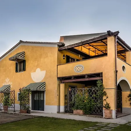 Sleeps 6 Appartamento Monterappoli
