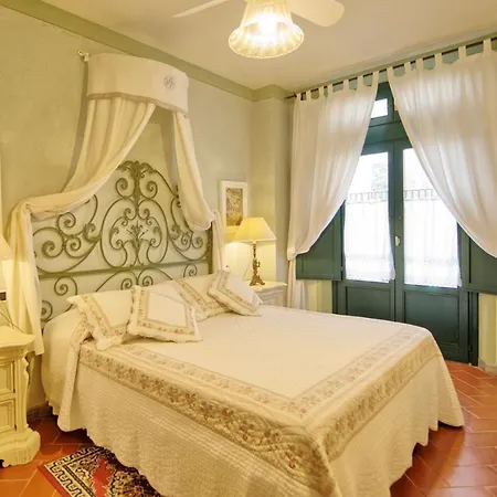 Sleeps 6 * Monterappoli